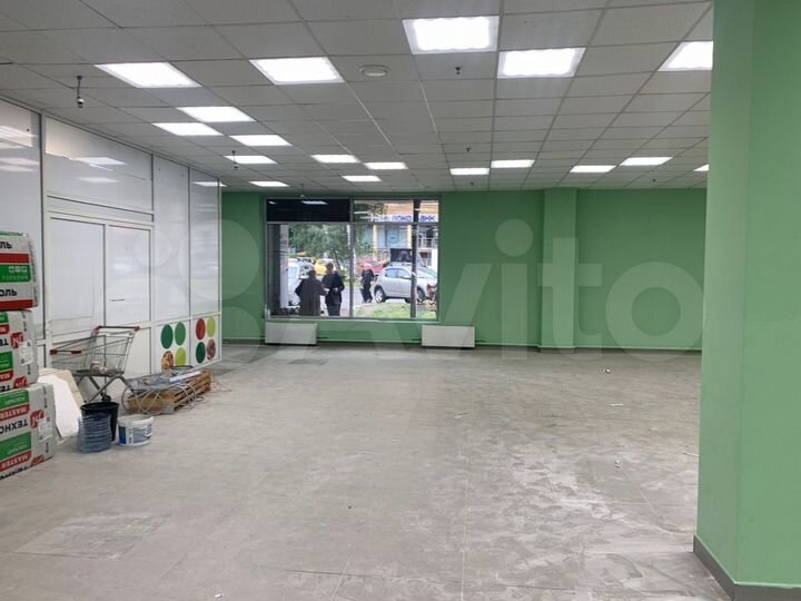 Торговое помещение, 280 м²
