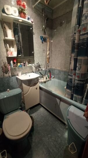 2-к. квартира, 44 м², 4/4 эт.