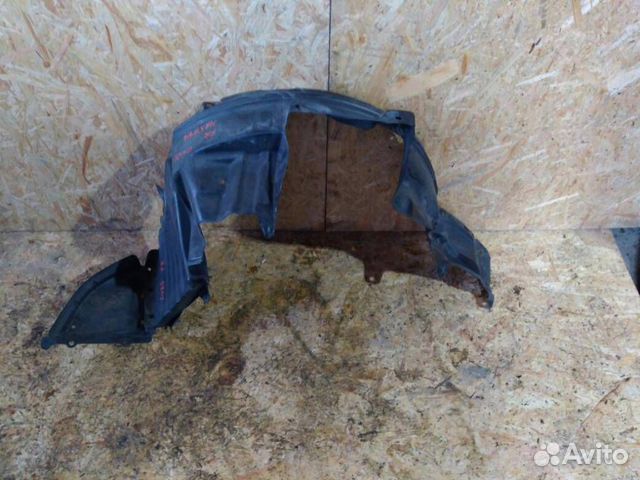 Подкрылок передний mitsubishi airtrek