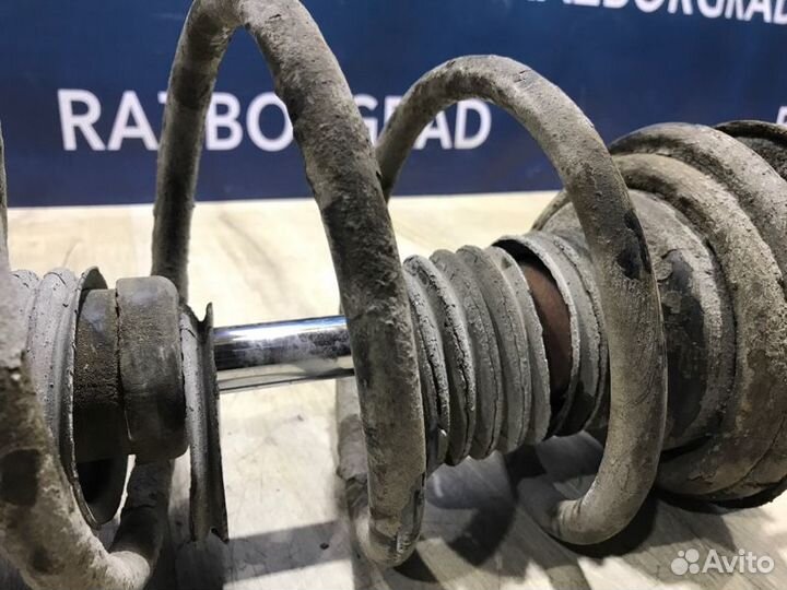 Амортизатор передний левый Toyota Rav4 ACA30 2.0