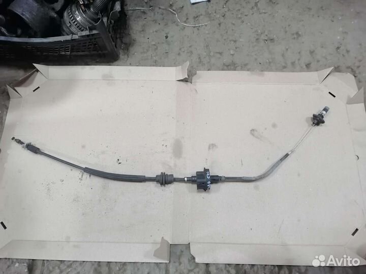 Трос газа Volvo s40