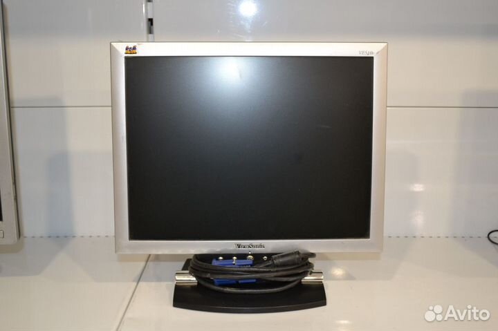 Монитор 15