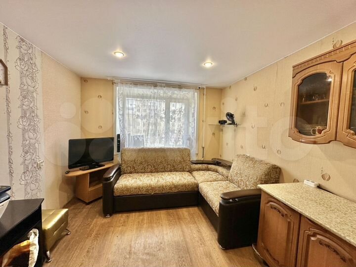 Комната 13 м² в 4-к., 2/5 эт.