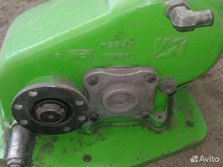 Редуктор merlo 2002 (47654) для фронтального погру