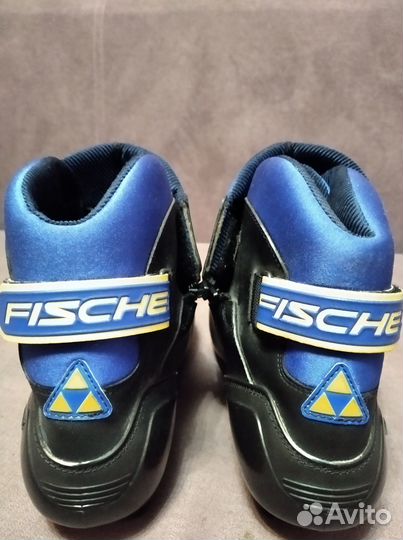 Лыжные ботинки fischer классика 42-43 р