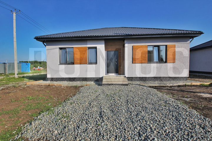 Коттедж 112 м² на участке 8 сот.