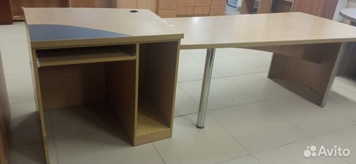 Стол С приставкой Б.У