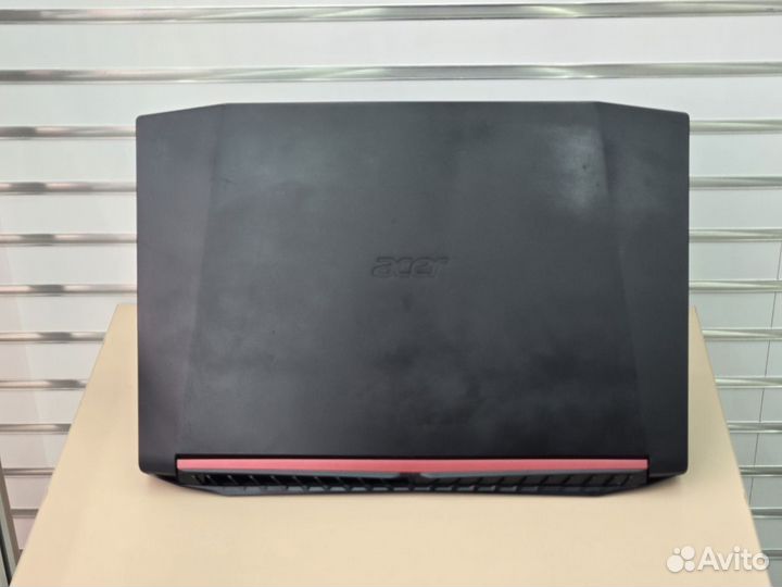 Ноутбук Acer 2019 i7/1050 4gb/8/256 ssd