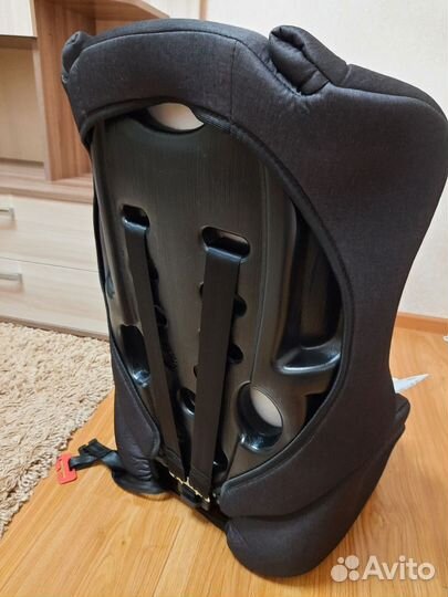 Детское автокресло (9-36 кг)