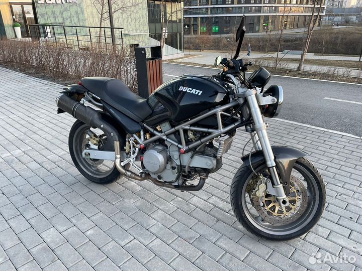 Ducati monster 800