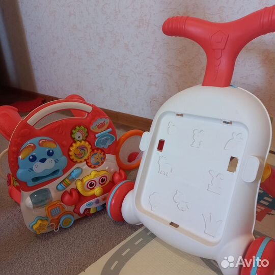 Каталка детская с игровым столиком