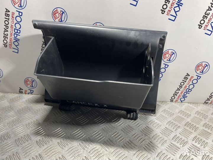 Бардачок Mitsubishi Lancer CY2A 4A91 2011