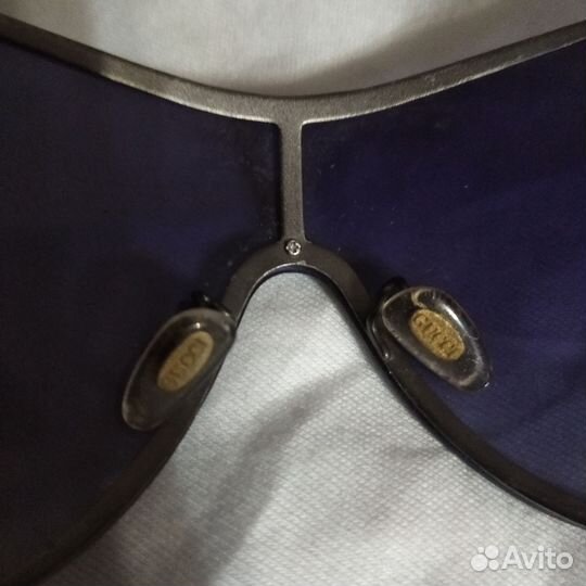 Солнцезащитные очки gucci