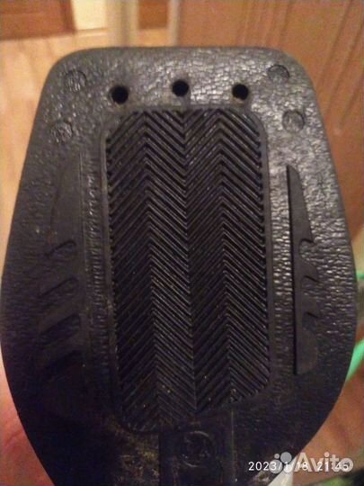 Лыжные ботинки детские 34 размер