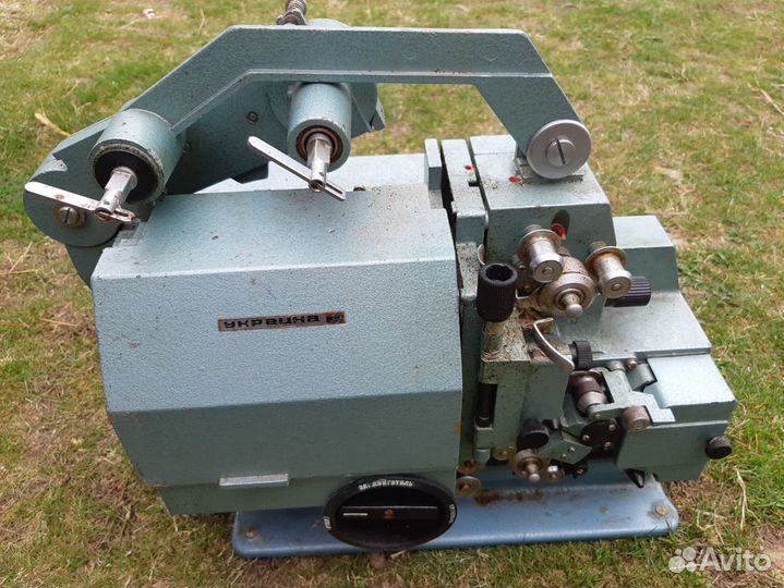 Кинопроектор Украина 5