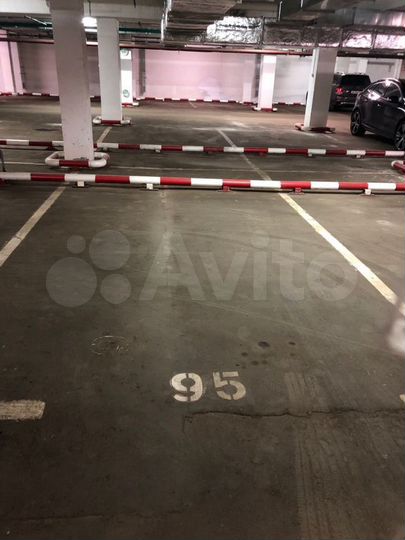 Машиноместо, 16 м²