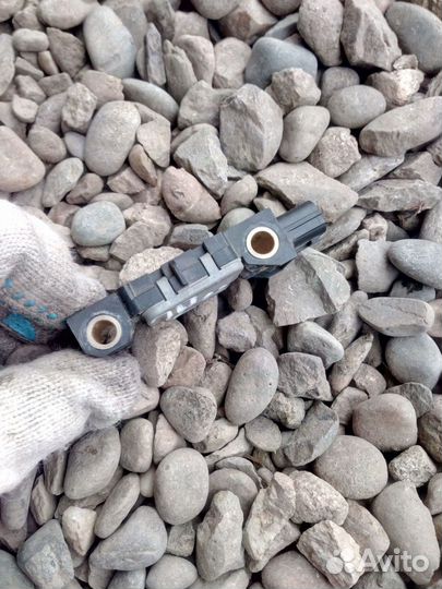 Датчик удара Nissan Primera P12