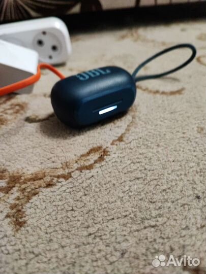 Беспроводные наушники jbl