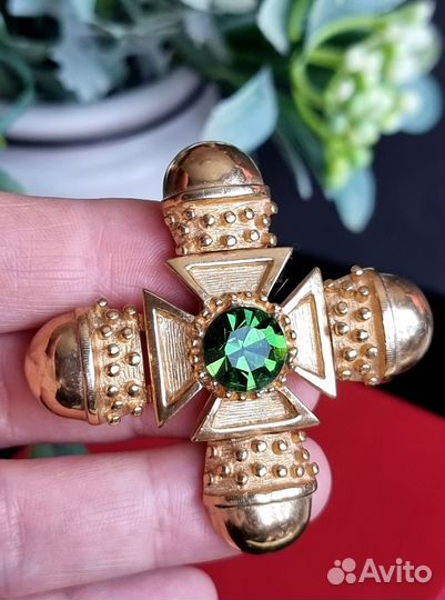 Геральдическая брошь Bebedikt NY