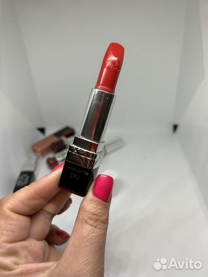 Сет новых оригинальных помад, просрок