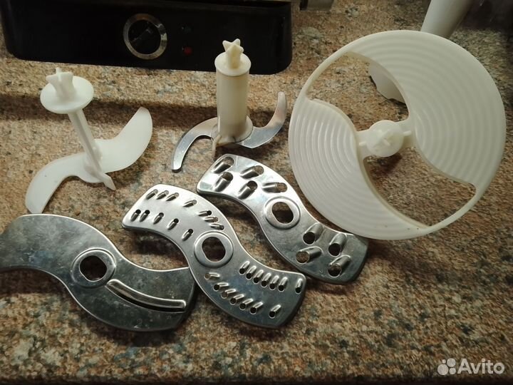 Запчасти (насадки) блендера Braun