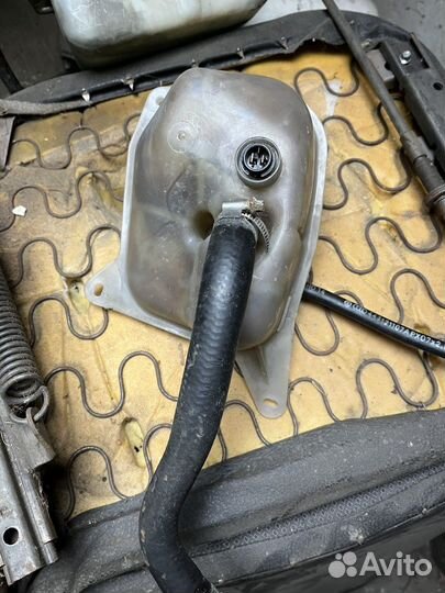 Расширительный бачок ауди 100 с3