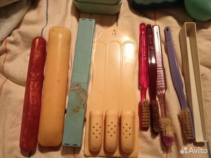 Мыльницы футляры для зубных щеток СССР