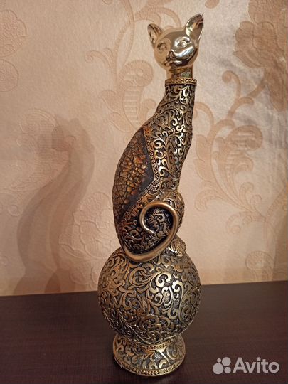 Статуэтка Кошка