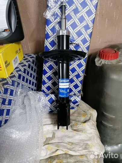 Стойки передние Рено логан2, сандеро2