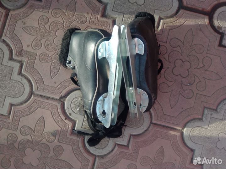 Коньки детские