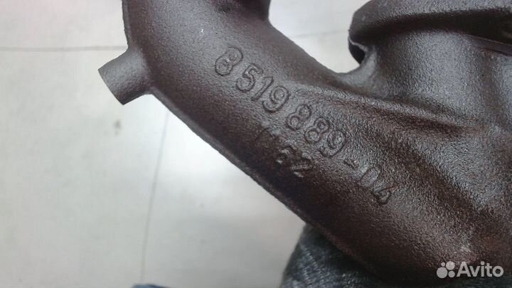 Коллектор выпускной BMW X1 (F48) 2015, 2016