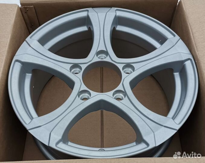 Нива, Шеви Нива R16 новые