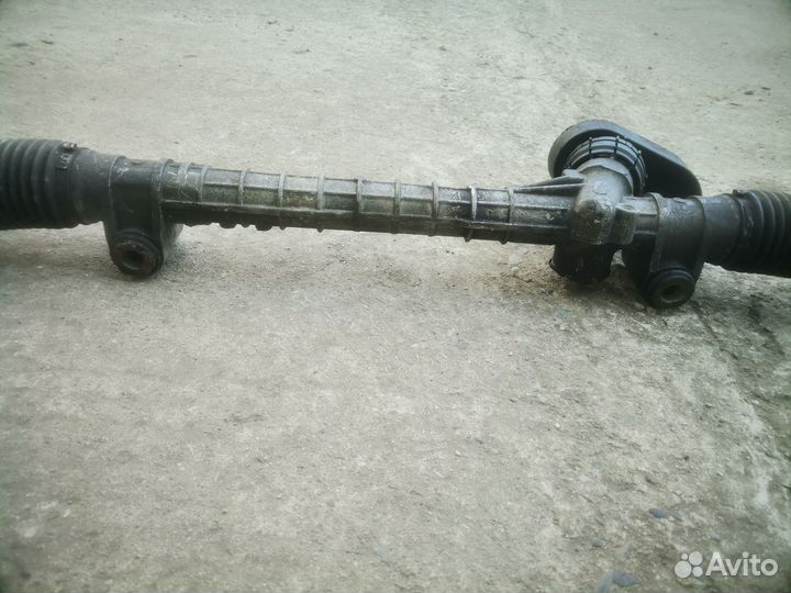 Opel Meriva A рейка рулевая гур