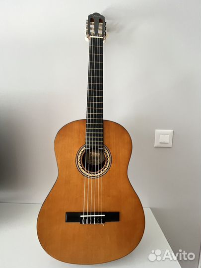 Классическая гитара Valencia VC 204