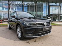 Volkswagen Tiguan 2.0 AMT, 2019, 61 670 км, с пробегом, цена 2 920 000 руб.