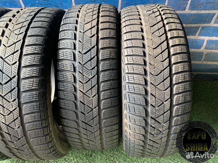 Pirelli Winter Sottozero 3 215/60 R16 95H