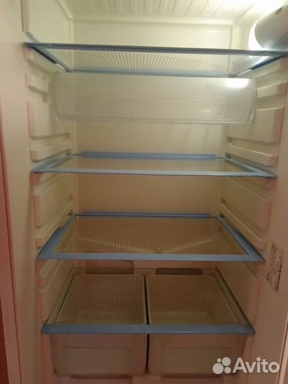 Продам холодильник рабочий бу