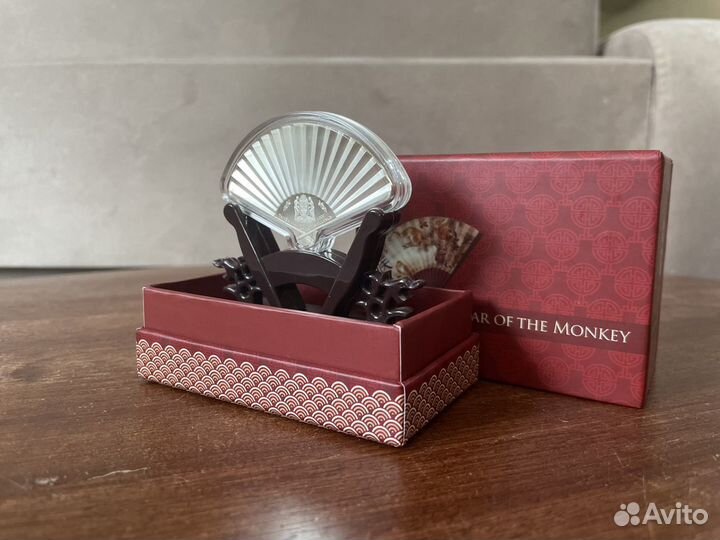 Монета серебро 999 2016 Танзания год обезъяны