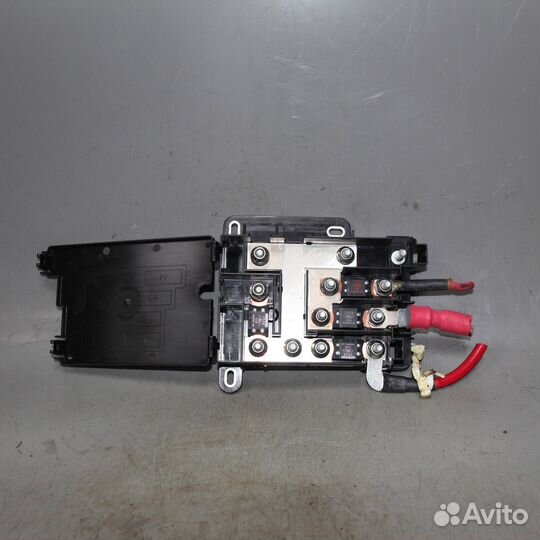 Держатель предохранителя jaguar XF 2011-2015