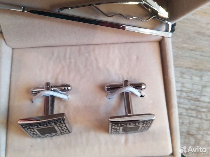 Запонки мужские и зажим для галстука