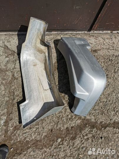 Накладки на задний бампер Hilux Surf 215