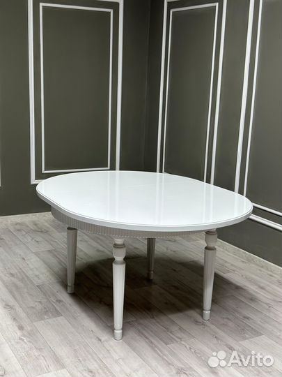 Стол и Стулья