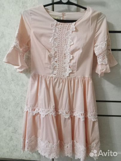 Продам платье 42