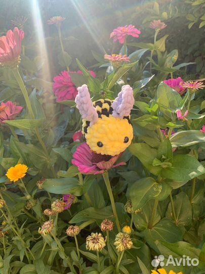 Вязаная игрушка из гипоалергенной пряжи для детей