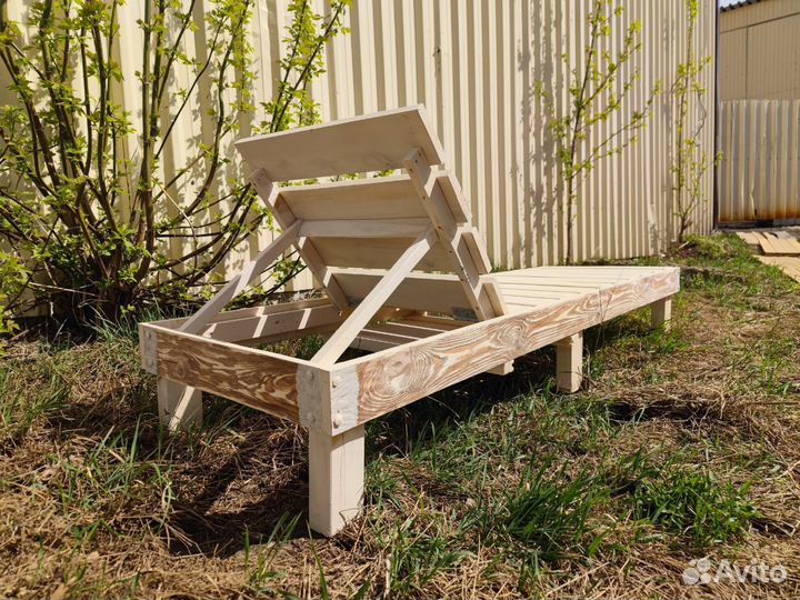 Шезлонг лежак деревянный