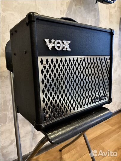 Комбоусилитель VOX VT15