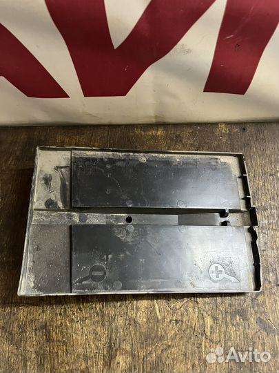 Рено каптюр площадка акб