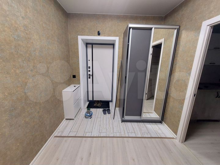 1-к. квартира, 42 м², 14/16 эт.