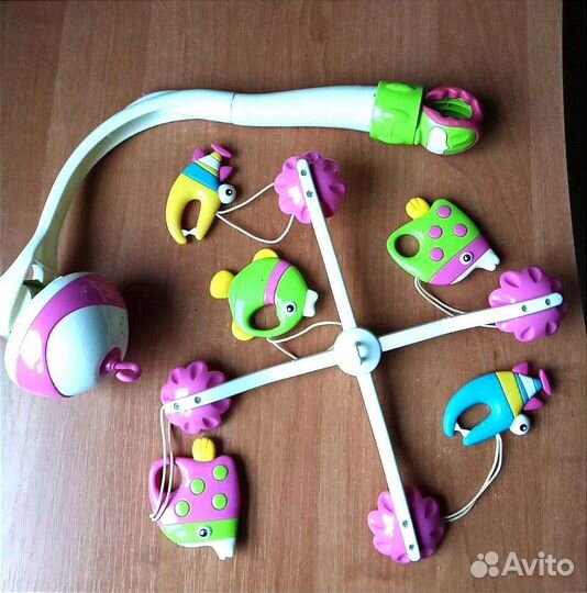 Музыкальный мобиль в кроватку для новорожденных