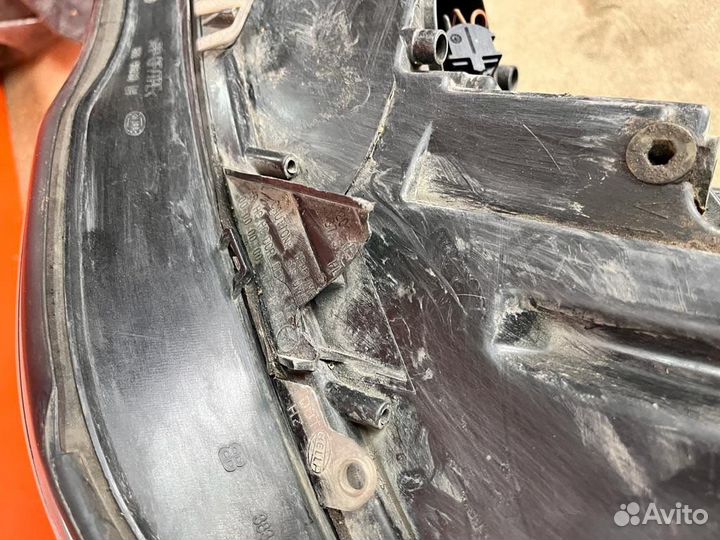 Фара передняя левая Mercedes M-class w164